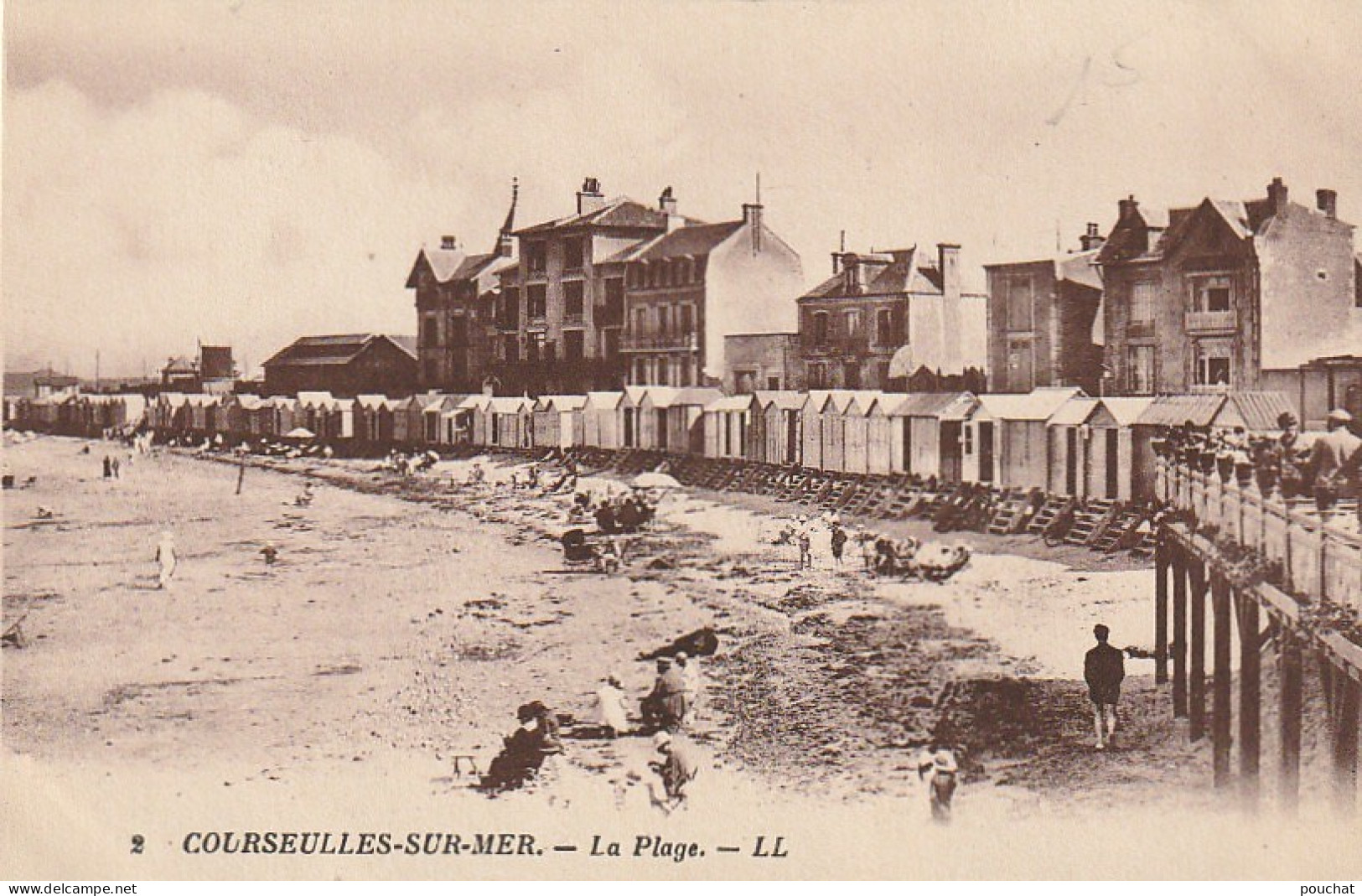 XU 7-(14) COURSEULLES SUR MER - LA PLAGE - CABINES - 2 SCANS - Courseulles-sur-Mer