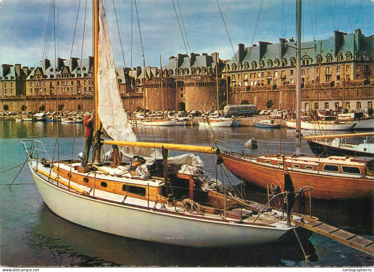 Navigation Sailing Vessels & Boats Themed Postcard Saint Malo Yachts Fort - Segelboote