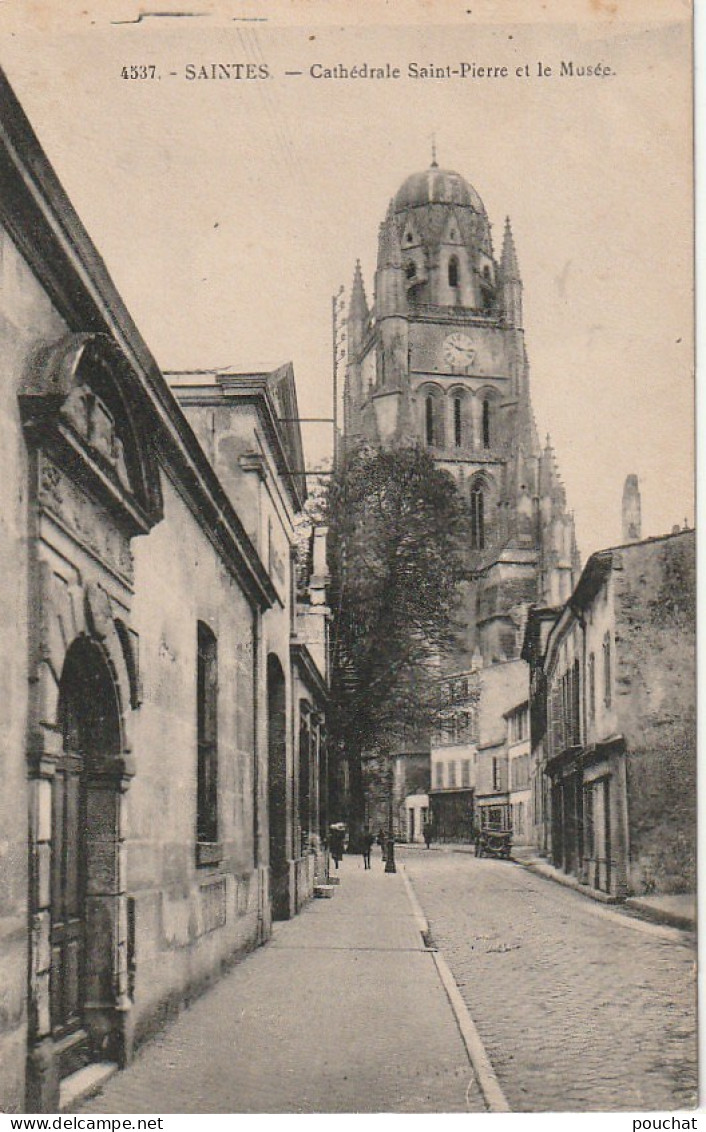 XU 11-(17) SAINTES - CATHEDRALE SAINT PIERRE ET LE MUSEE - 2 SCANS - Saintes