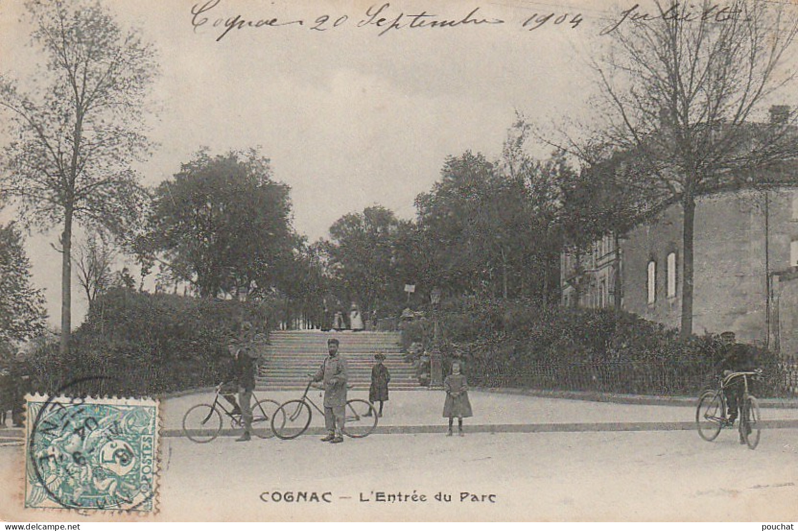 XU 11-(16) COGNAC - L' ENTREE DU PARC - ANIMATION - ENFANTS , CYCLISTES - 2 SCANS - Cognac