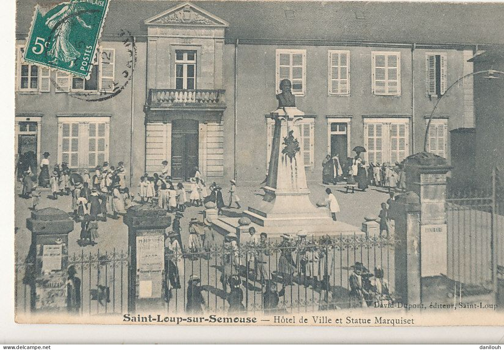 70 // SAINT LOUP SUR SEMOUSE   Hotel De Ville Et Statue Marquiset - Saint-Loup-sur-Semouse