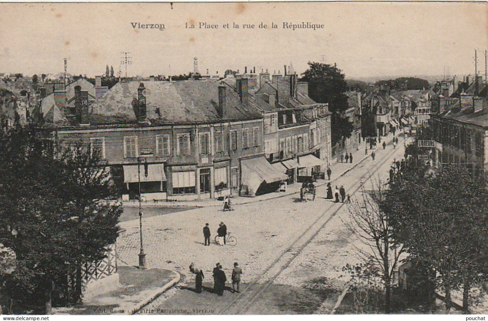 XU 14-(18) VIERZON - LA PLACE ET LA RUE DE LA REPUBLIQUE - ANIMATION  - 2 SCANS - Vierzon