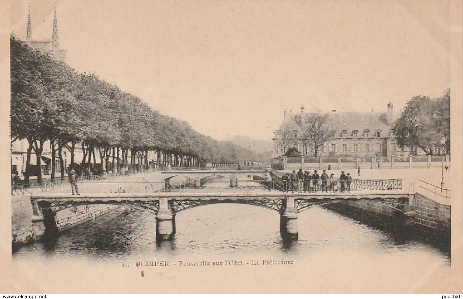 YO 4-(29) QUIMPER - PASSERELLE  SUR L' ODET - LA PREFECTURE - ANIMATION - 2 SCANS - Quimper