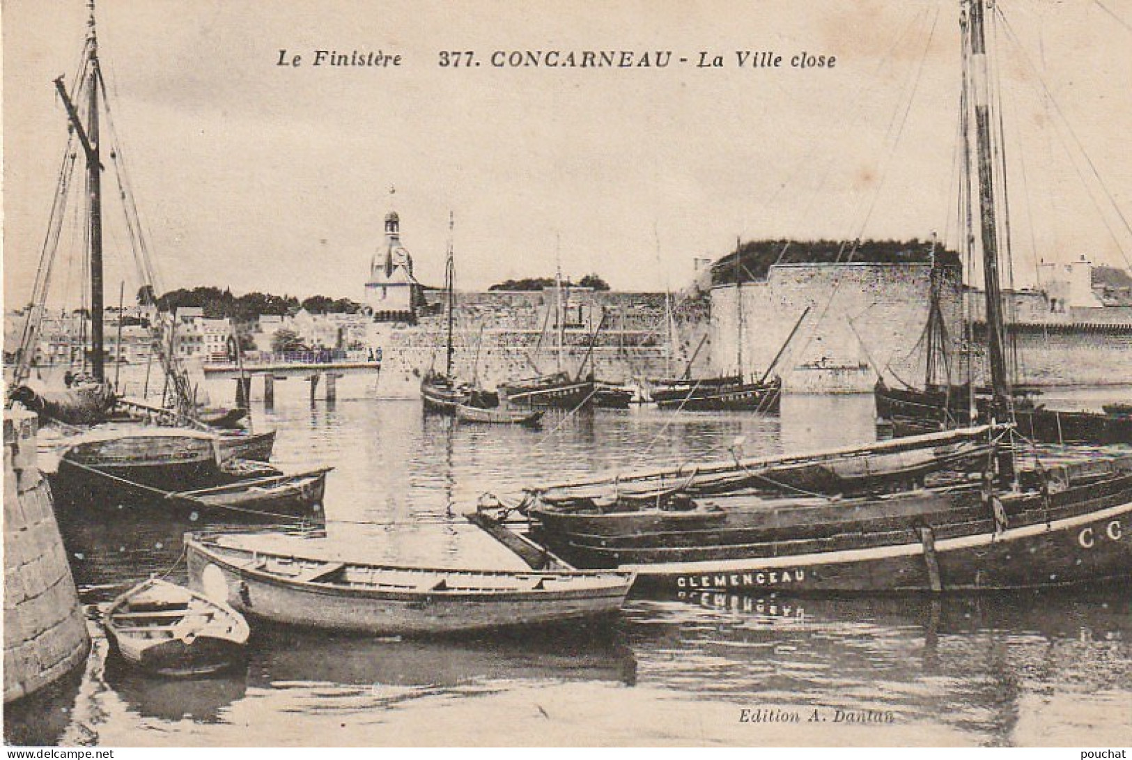 YO 5-(29) CONCARNEAU - LA VILLE CLOSE - 2 SCANS - Concarneau