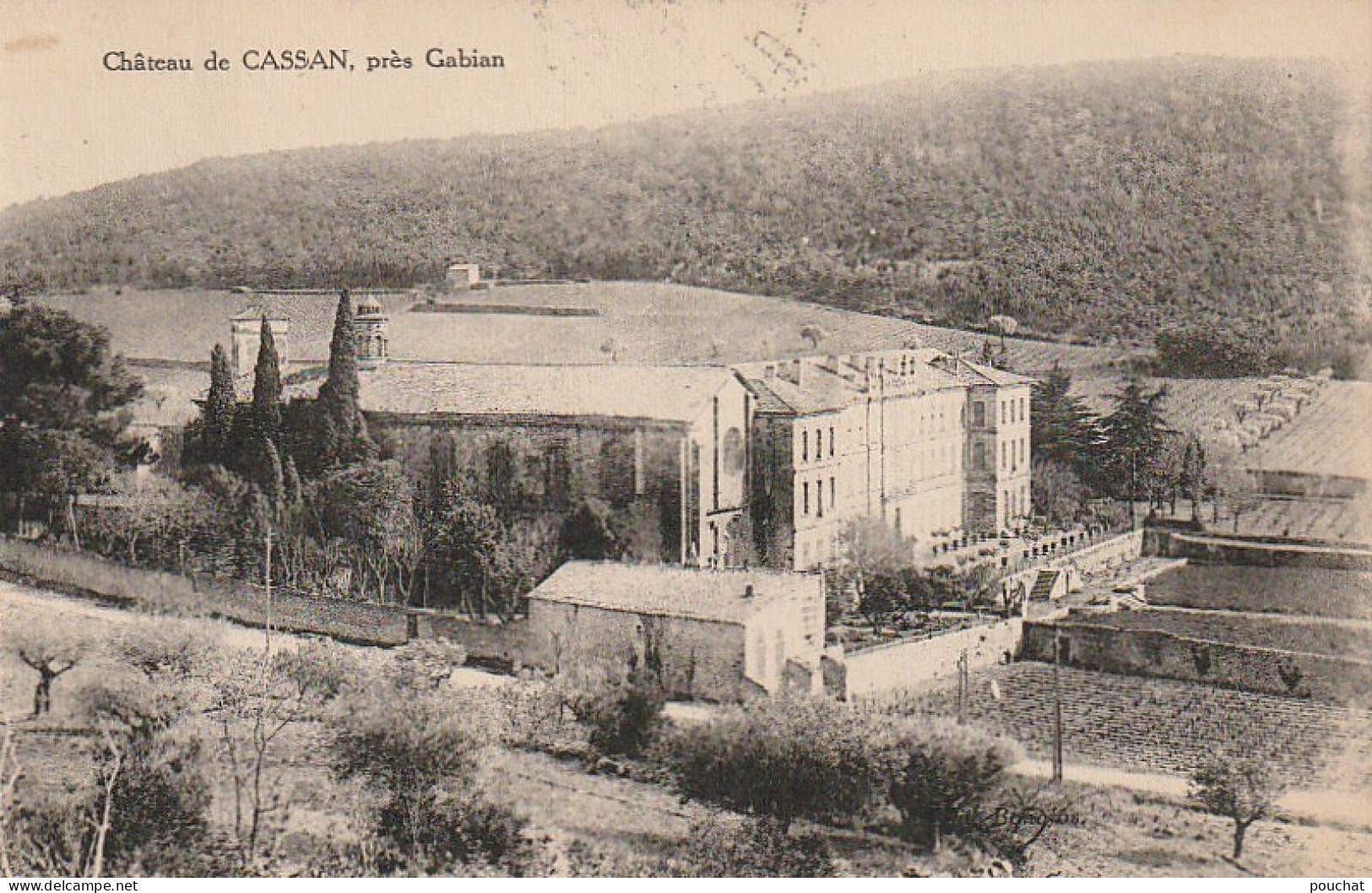 YO 15-(34)  CHATEAU DE CASSAN , PRES  GABIAN - VUE GENERALE - 2 SCANS - Altri & Non Classificati