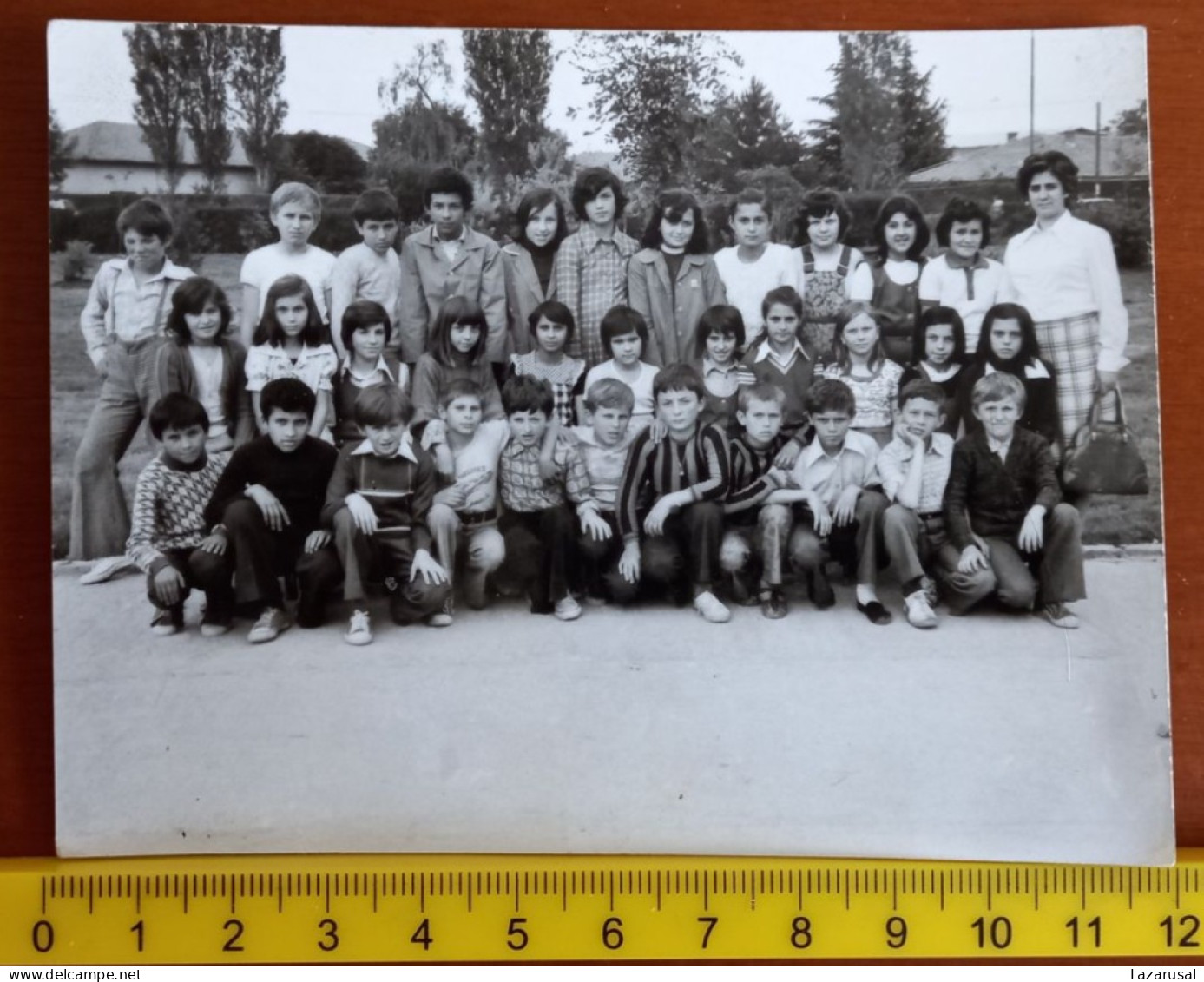 #14  Photo Noir Et Blanc Garçon Fille Photo D’école Photo De Groupe / Boy Girl School Photo Group Photo - Personnes Anonymes