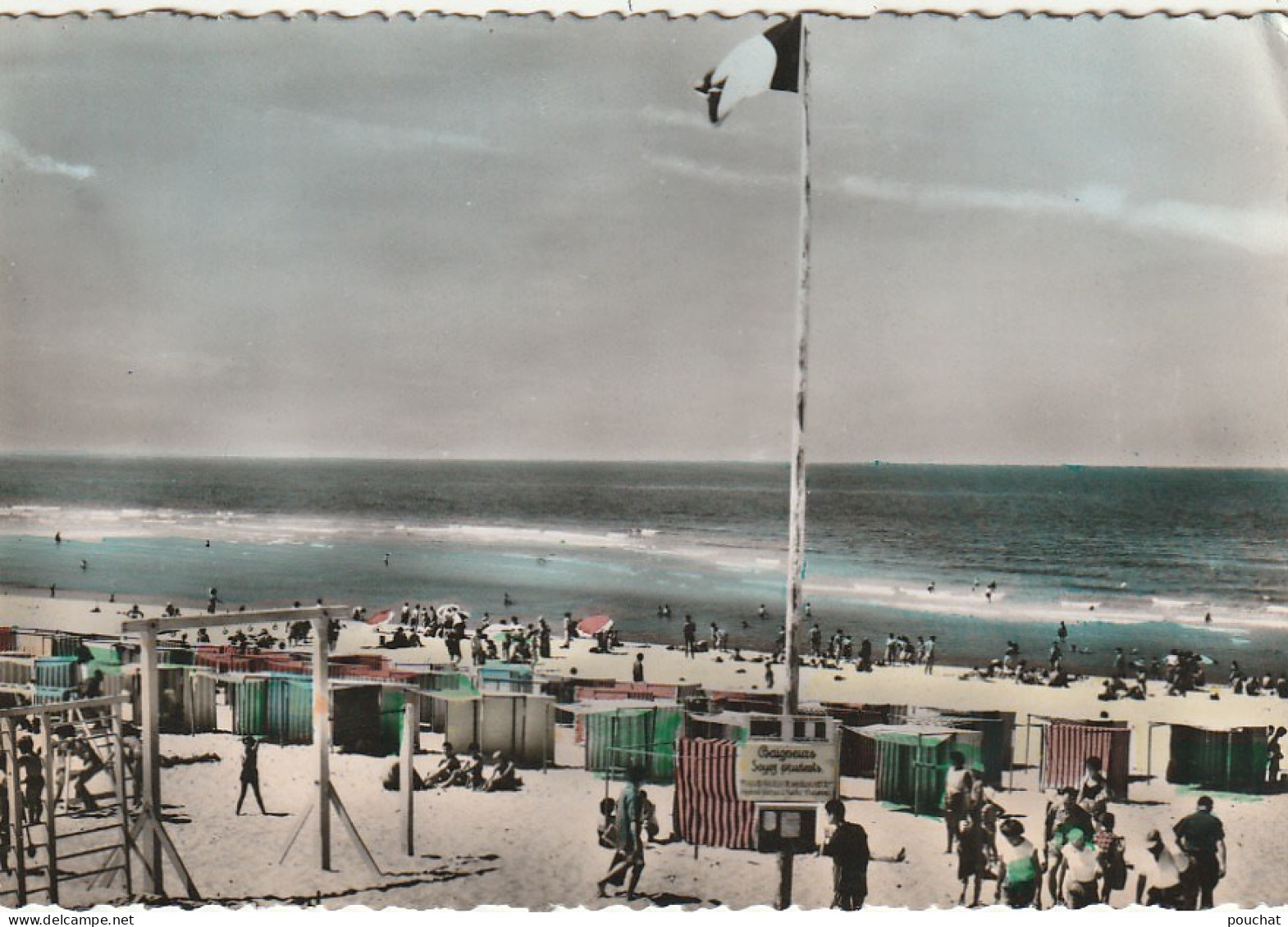 YO 23-(40) VIEUX BOUCAU LES BAINS - LA PLAGE - ANIMATION - CARTE COLORISEE - EDIT. VAN EYK ROULEAU , BEGLES - 2 SCANS - Vieux Boucau