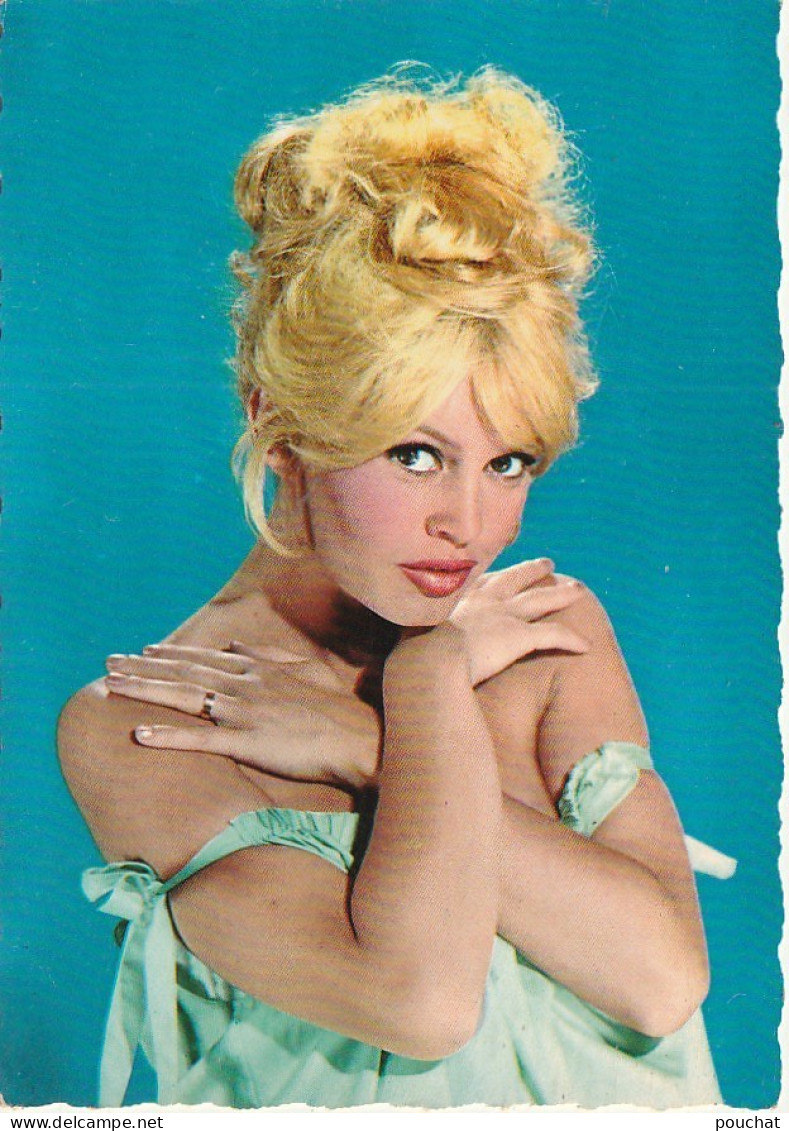 YO nw33- BRIGITTE BARDOT (N° 33, 34 , 61 , 63 , 73 , 80 , 120 , 123, ) , D'APRES PHOTO SAM LEVIN ET PHOTO UFA