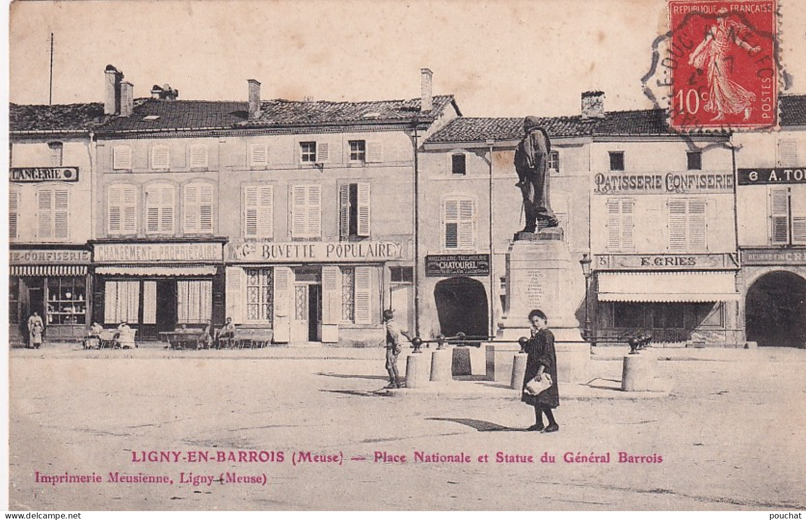 XU Nw-(55) LIGNY EN BARROIS - PLACE NATIONALE ET STATUE DU GENERAL BARROIS - ANIMATION - COMMERCES - Ligny En Barrois