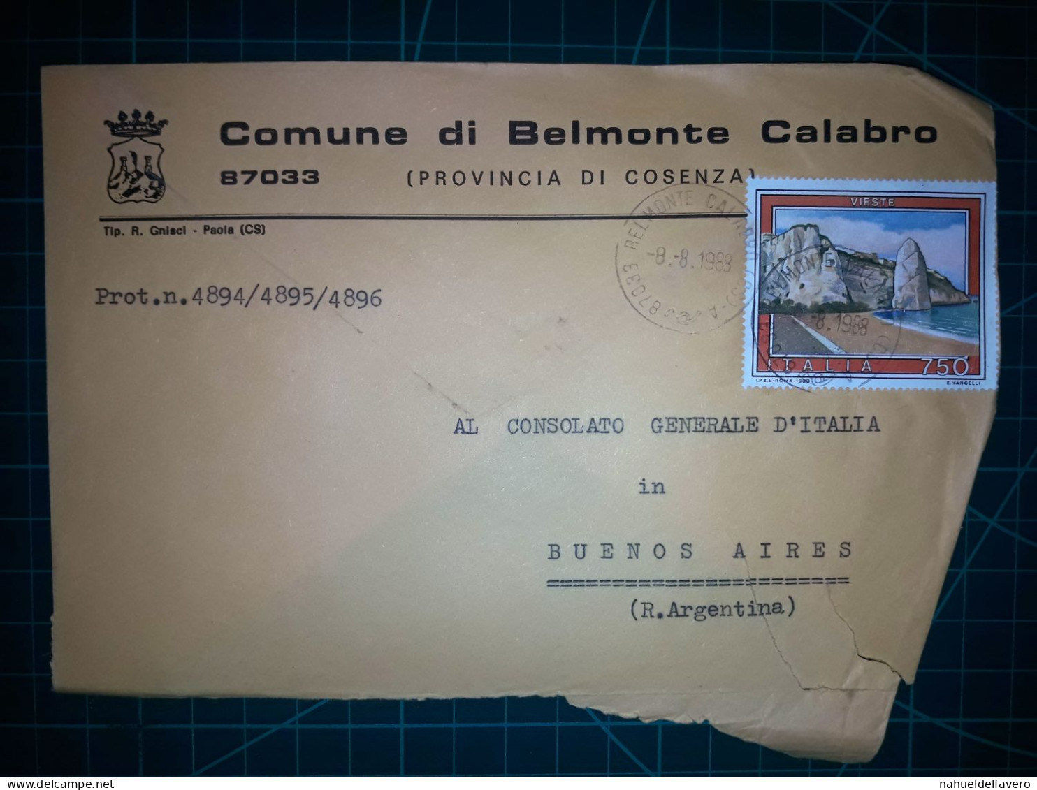 ITALIE, Enveloppe Communale Circulée à Buenos Aires, Argentine Avec Divers Timbres-poste (châteaux Et Autres). Commune: - 1981-90: Usados