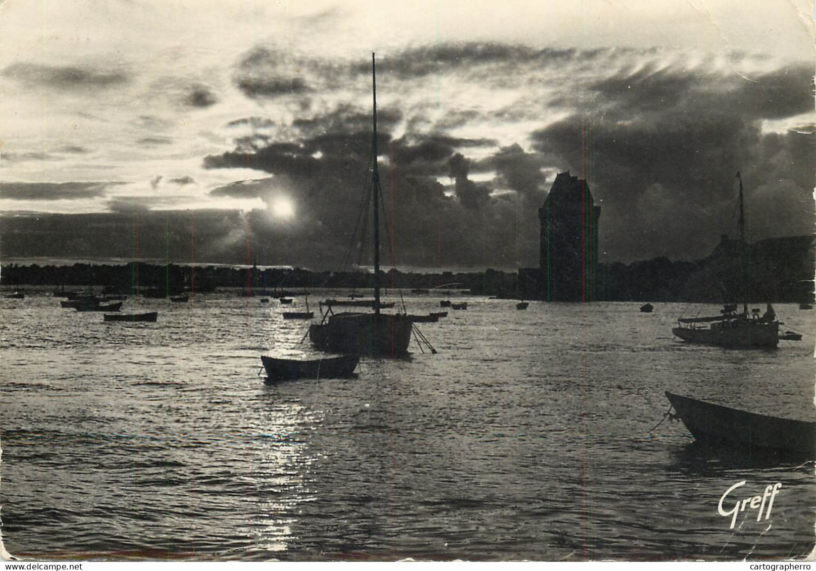 Navigation Sailing Vessels & Boats Themed Postcard Bretagne Saint Servan Harbour - Velieri