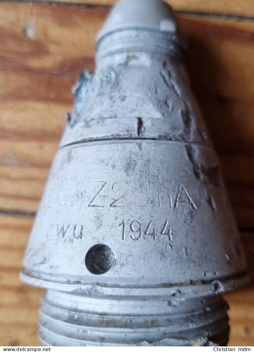 Fusée Obus Allemande Ww2 Fouille - Armes Neutralisées