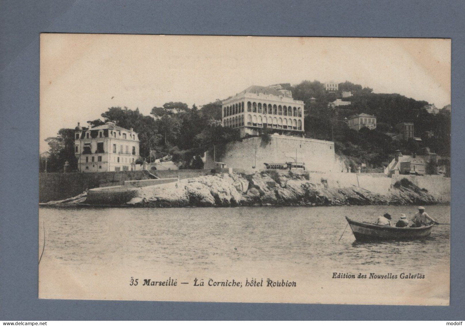 CPA - 13 - Marseille - La Corniche, Hôtel Roubion - Non Circulée - Endoume, Roucas, Corniche, Spiaggia