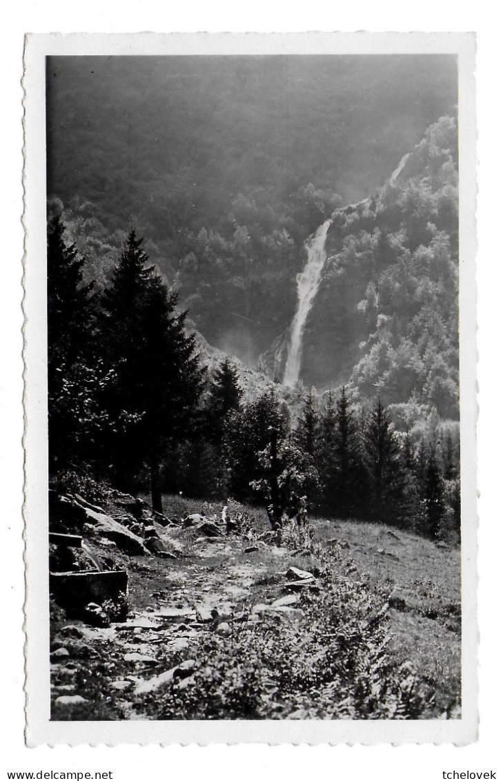 (38). Allevard. 1 Cp. Ferriere D'Allevard (2) Cascade Du Pissou 1951 - Allevard