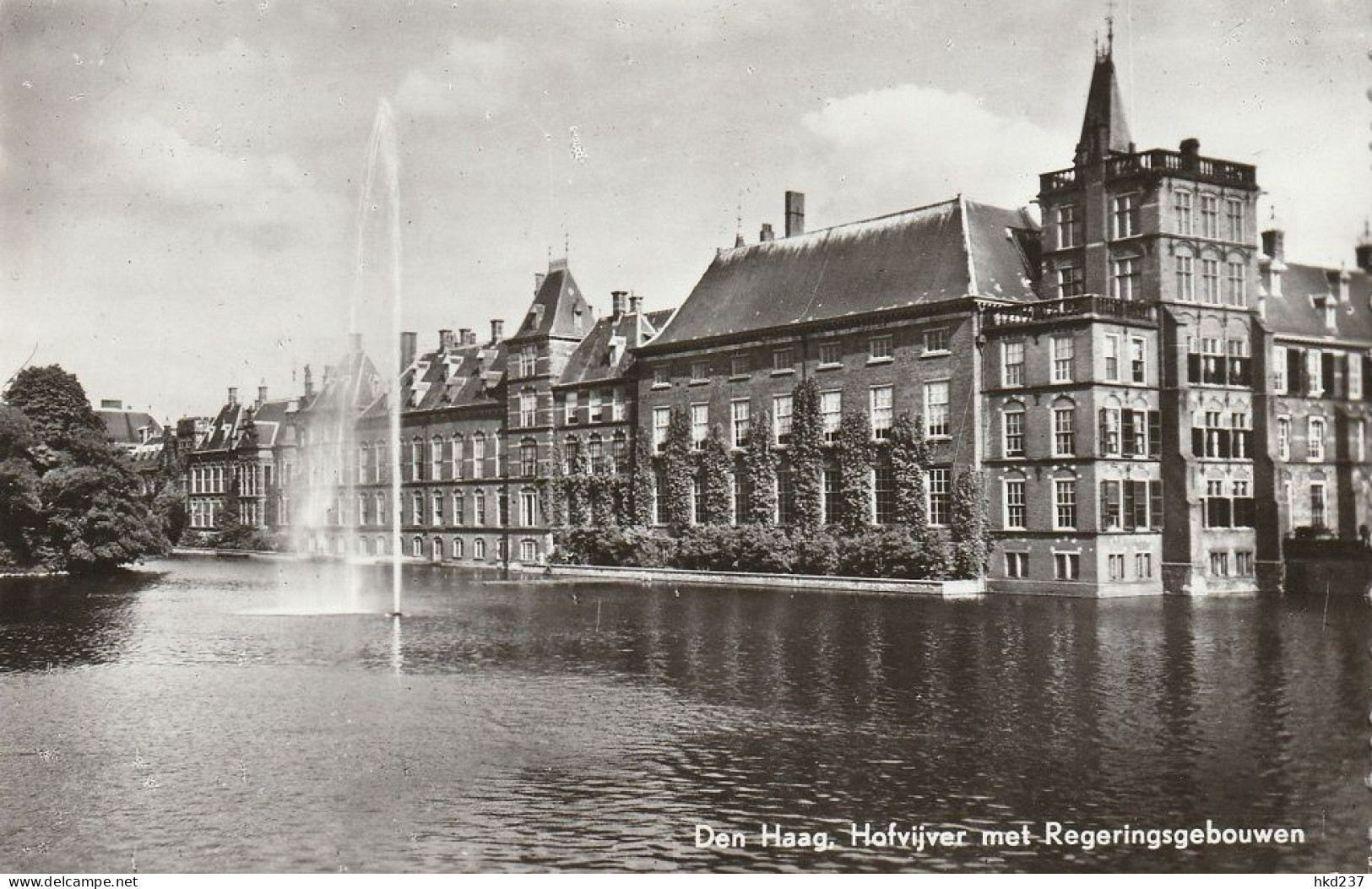 Den Haag Hofvijver Met Regeringsgebouwen    4543 - Den Haag ('s-Gravenhage)