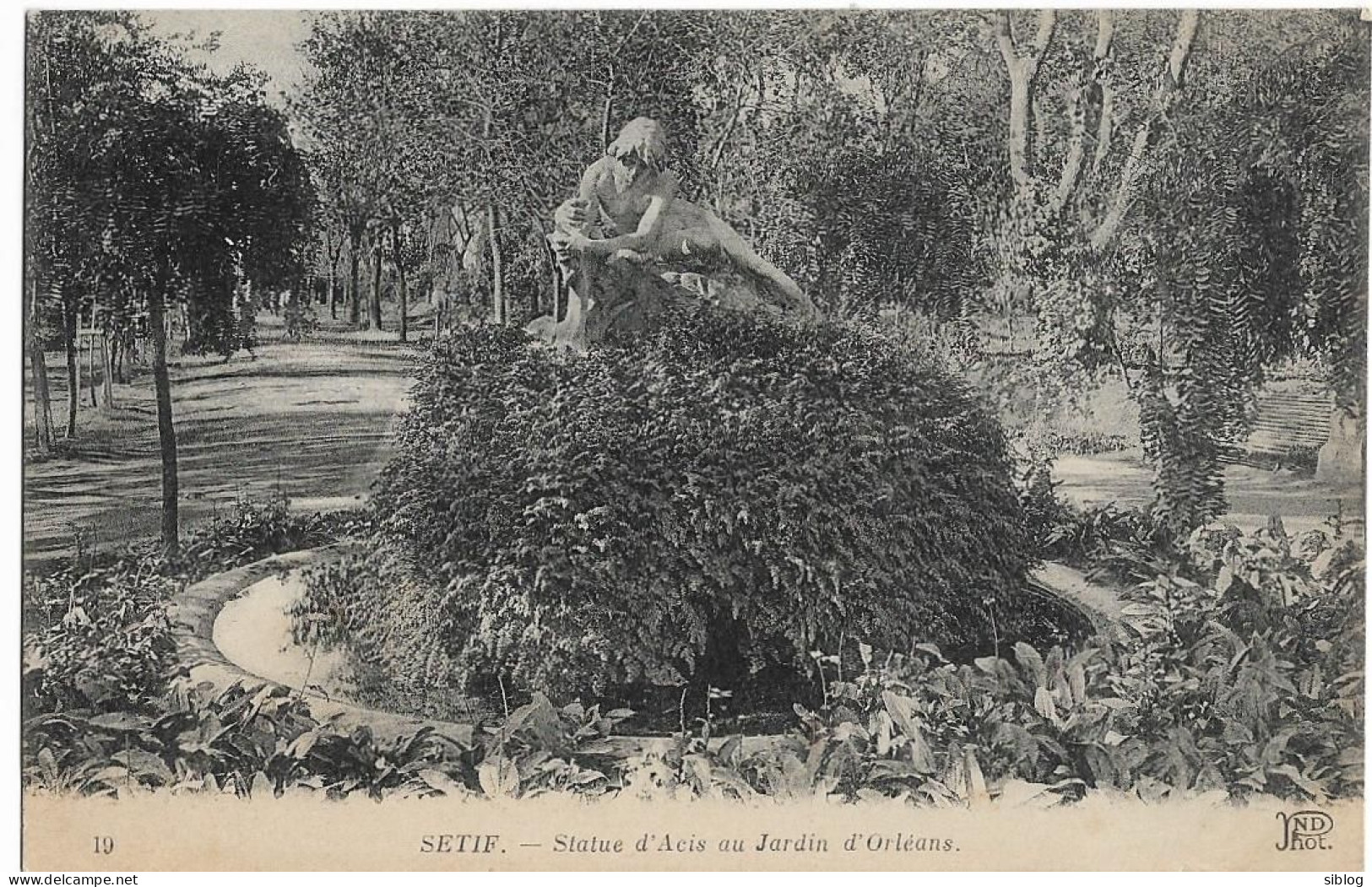 CPA - SETIF - Statue D'Acis Au Jardin D'Orléans - Setif