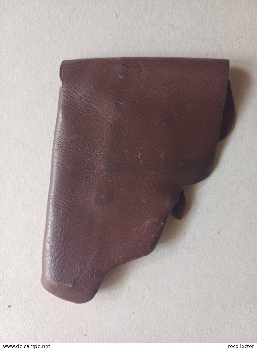 Brown Leather Holster For German WW2 Walther Pistol Caliber 6.35 Mm - Otros & Sin Clasificación