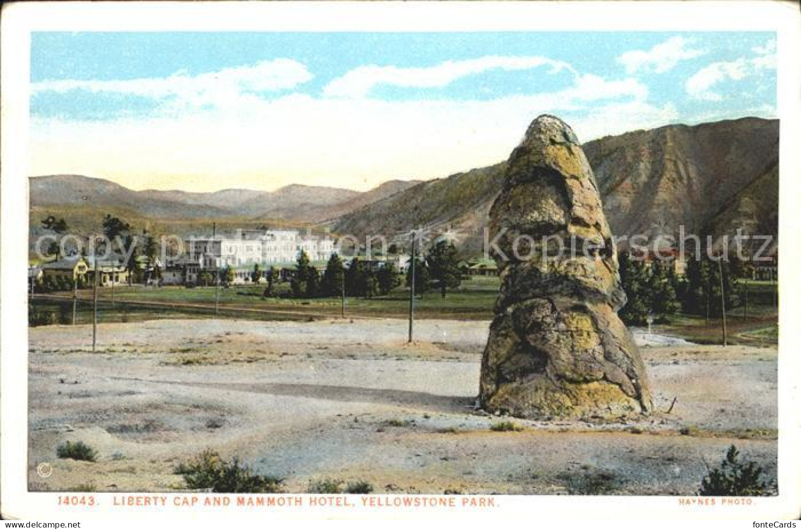 12020926 Yellowstone_National_Park Liberty Cap And Mammoth Hotel - Autres & Non Classés
