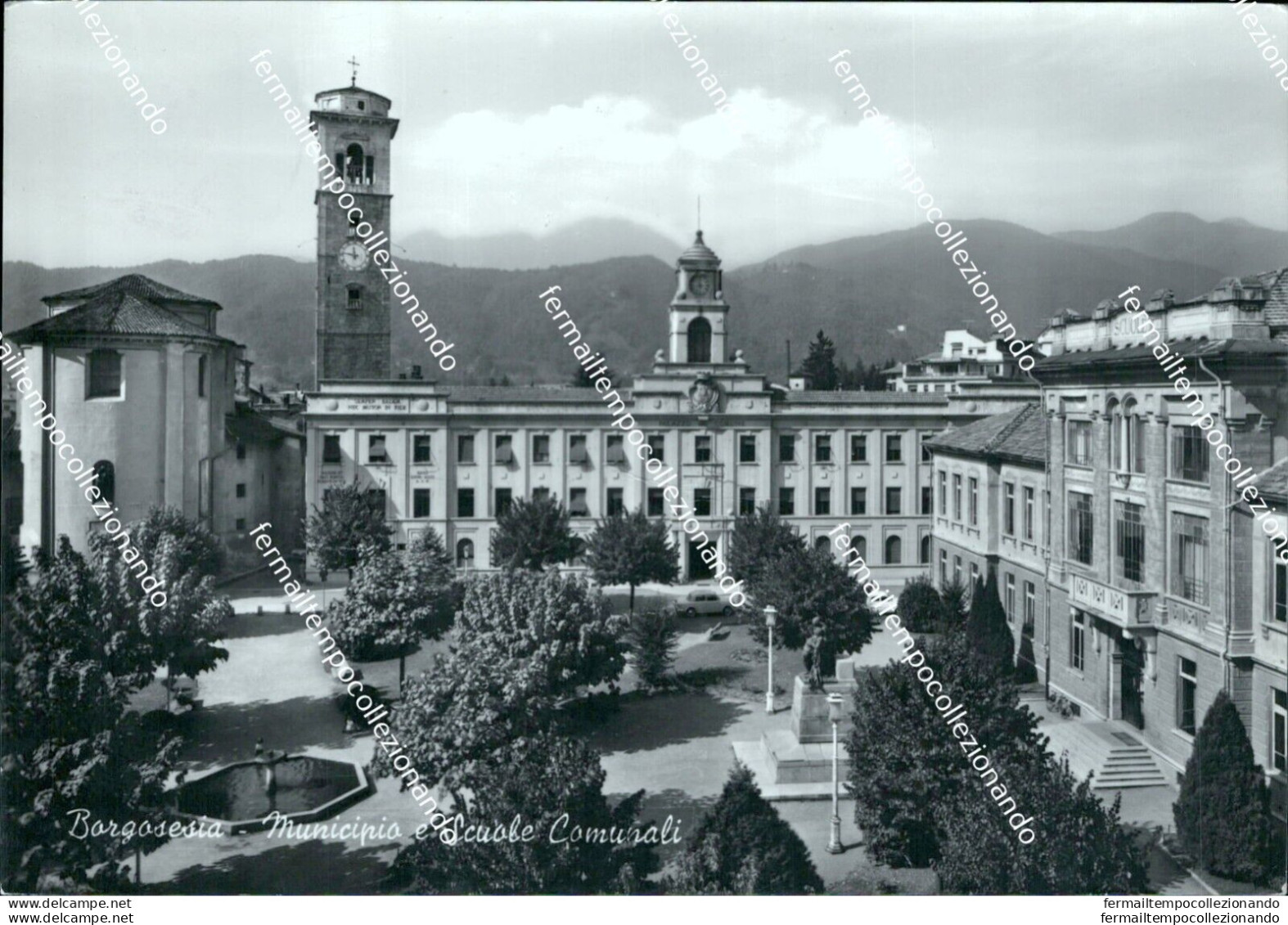 Bb190 Cartolina Borgosesia Municipio E Scuole Comunali Vercelli Piemonte - Vercelli