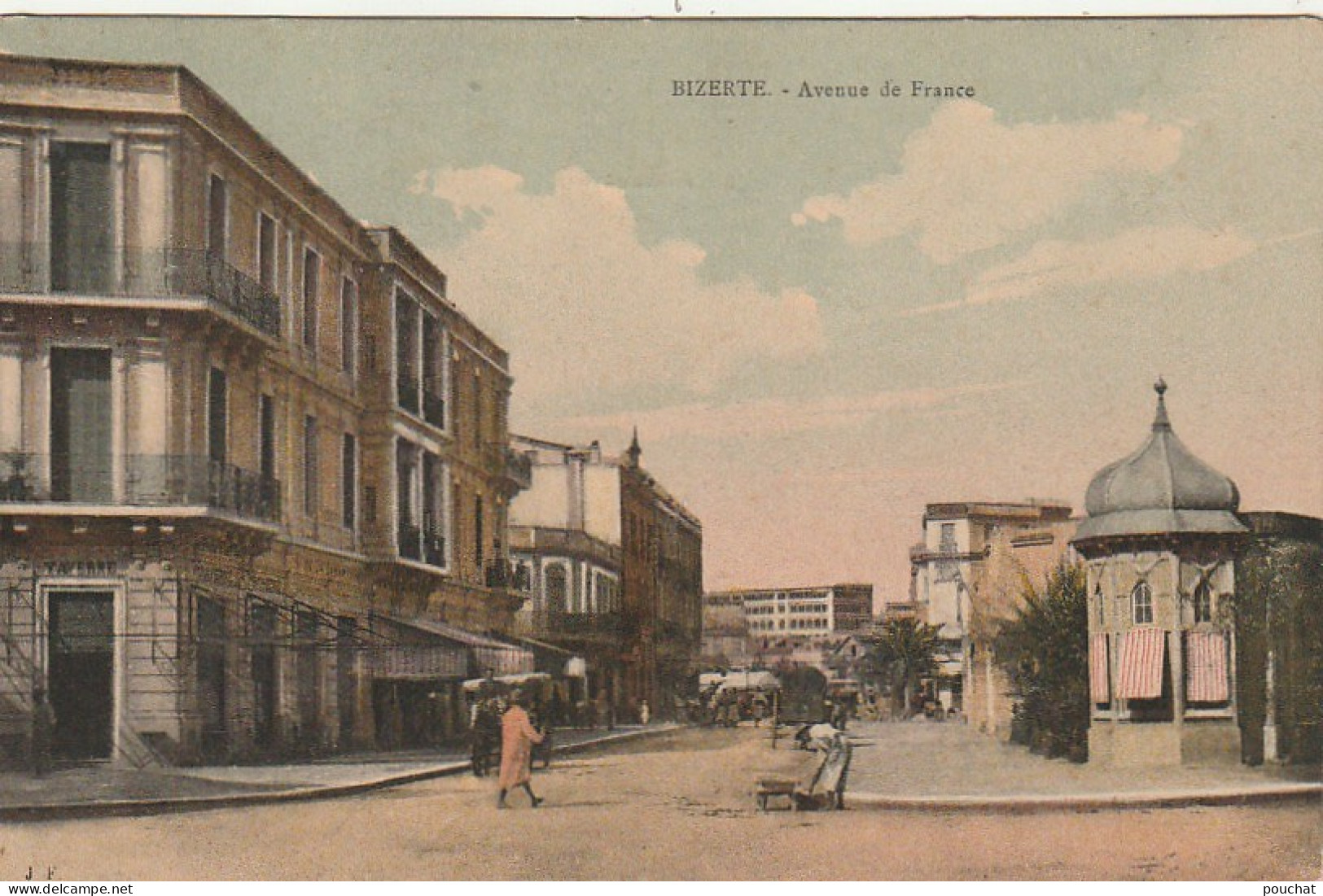 ZA 15- BIZERTE ( TUNISIE ) - AVENUE DE FRANCE - ANIMATION - CARTE COLORISEE - 2 SCANS - Tunesië