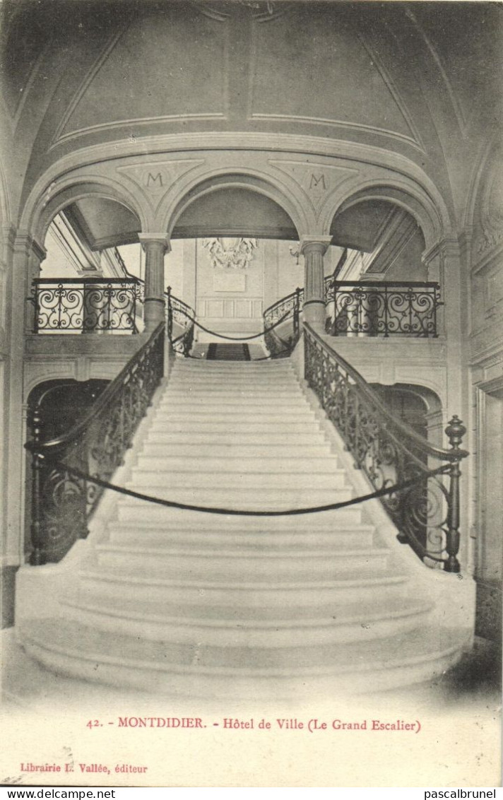 MONTDIDIER - HOTEL DE VILLE - LE GRAND ESCALIER - Montdidier