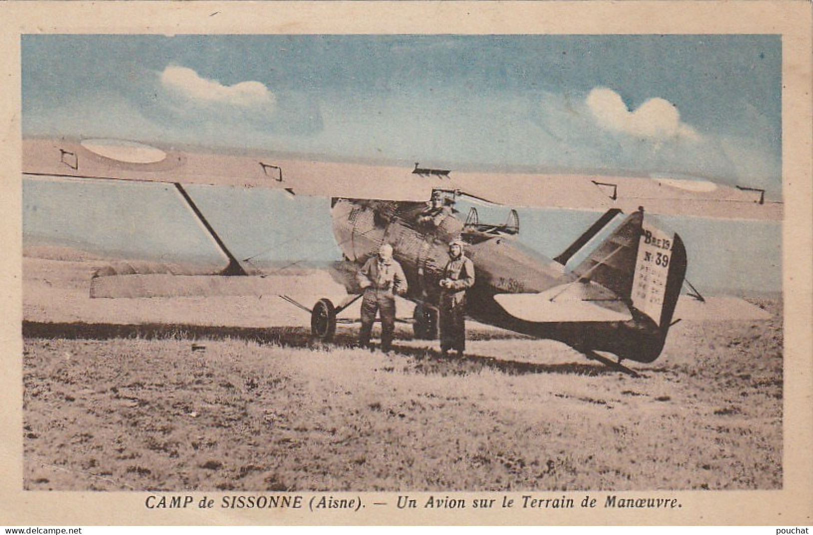 Z+ 4- CAMP DE SISSONNE ( 02 ) - UN AVION SUR LE TERRAIN DE MANOEUVRE - BREGUET ( BRE 19 )- 2 SCANS - 1919-1938: Entre Guerres