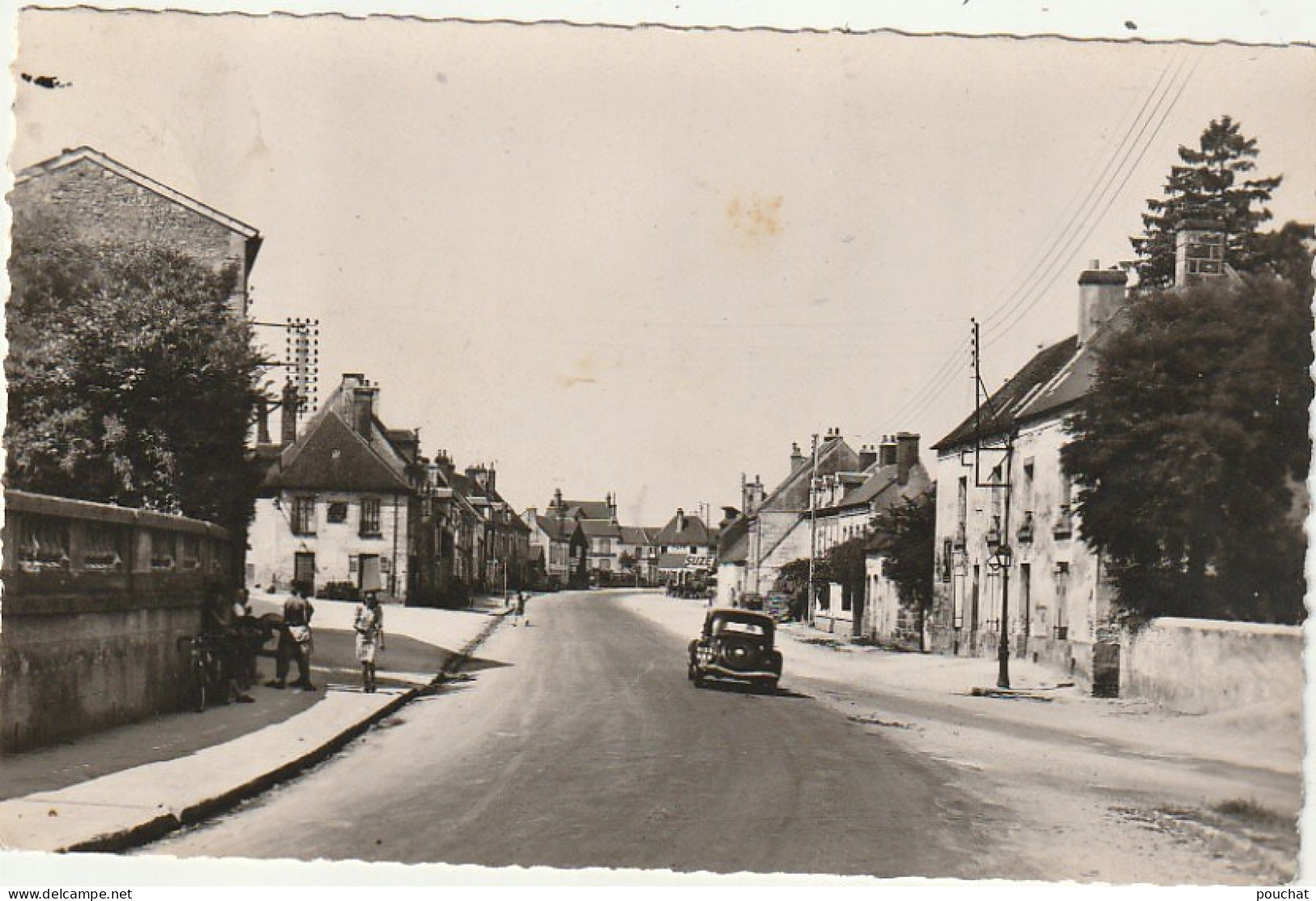 Z+ -(61) MORTAGNE AU PERCHE - ROUTE D' ALENCON - ANIMATION - AUTOMOBILE - 2 SCANS - Mortagne Au Perche