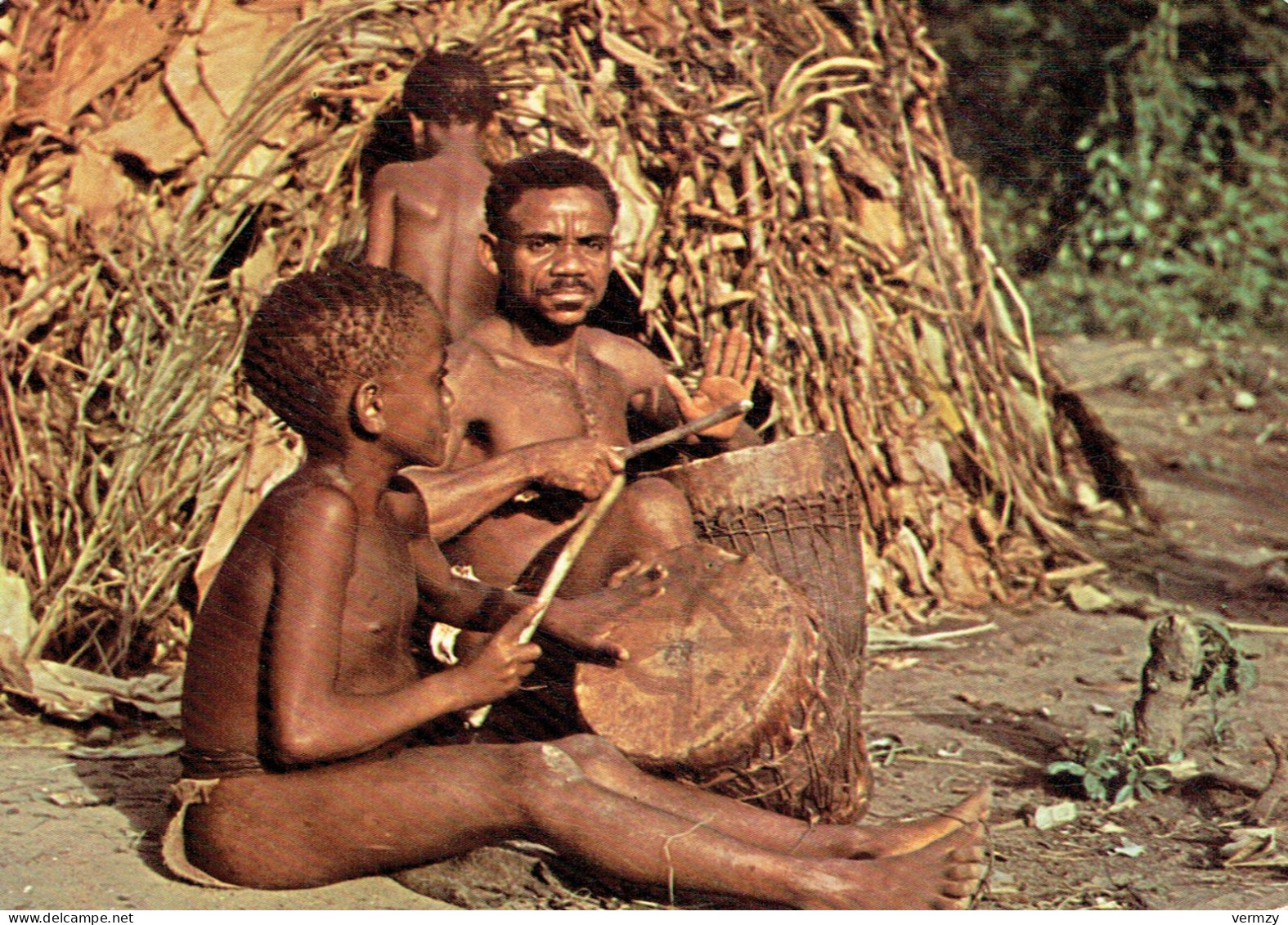 République Démocratique Du Congo : Pygmées Dans La Fotêt De L'Ituri - Kinshasa - Leopoldville (Leopoldstadt)