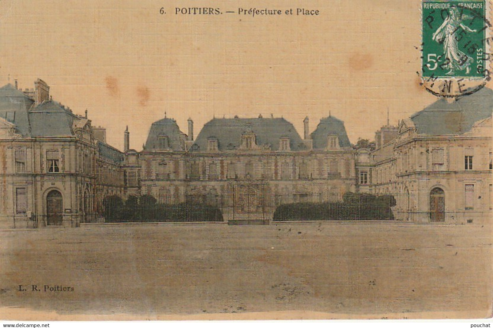 Z++ 18-(86) POITIERS - PREFECTURE ET PLACE - CARTE TOILEE COLORISEE - 2 SCANS - Poitiers