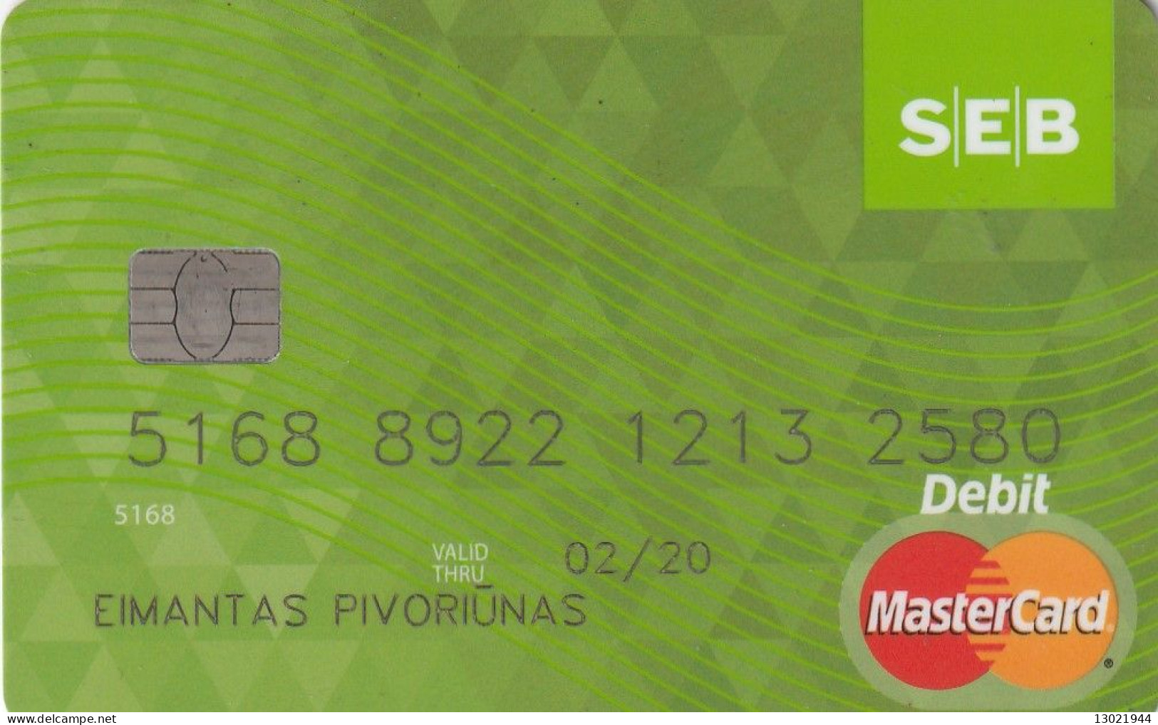 N. 4 LITUANIA BANK  CARDS  - POSSIBLE SALE OF SINGLE CARDS - Krediet Kaarten (vervaldatum Min. 10 Jaar)