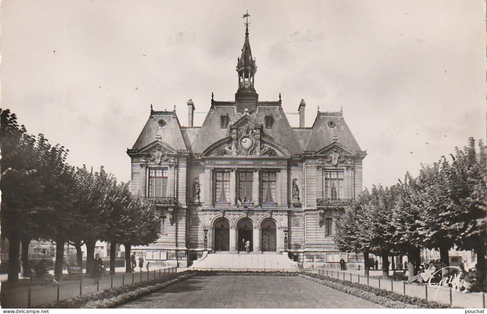 Z++ 24-(92) SURESNES - FACADE DE LA MAIRIE ( RUE DU MONT VALERIEN ) - 2 SCANS - Suresnes