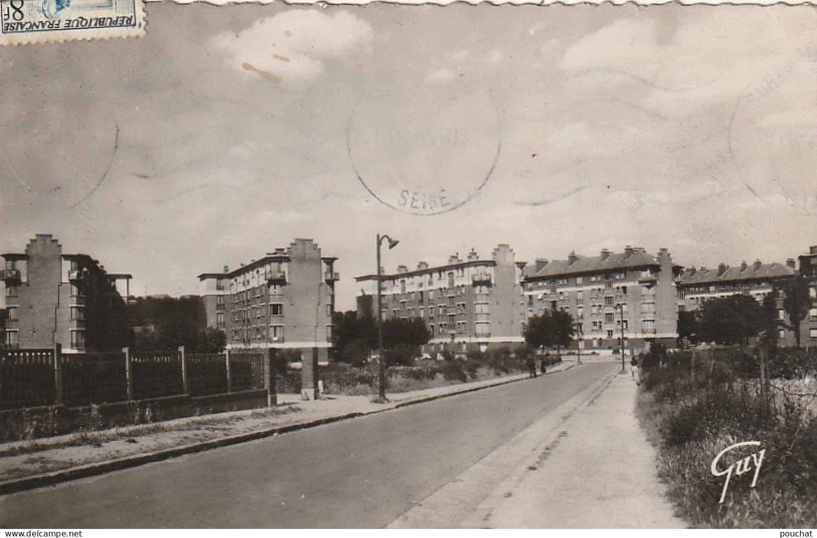 Z++ 26-(94) SURESNES - LES CITES JARDINS VUES DE L' AVENUE DE SULLY - 2 SCANS - Sonstige & Ohne Zuordnung