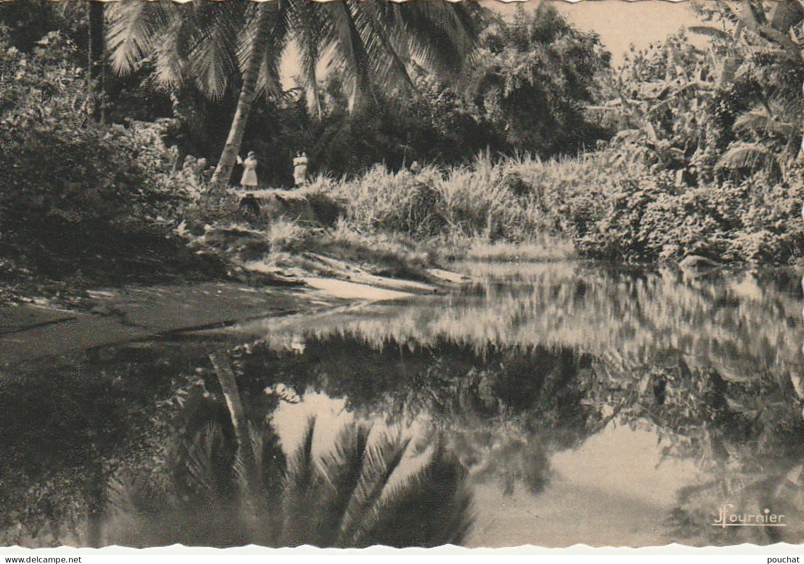 Z++ 31- KRIBI ( CAMEROUN ) - AU BORD D' UN MARIGOT - EDIT. FOURNIER , YAOUNDE - 2 SCANS - Kamerun