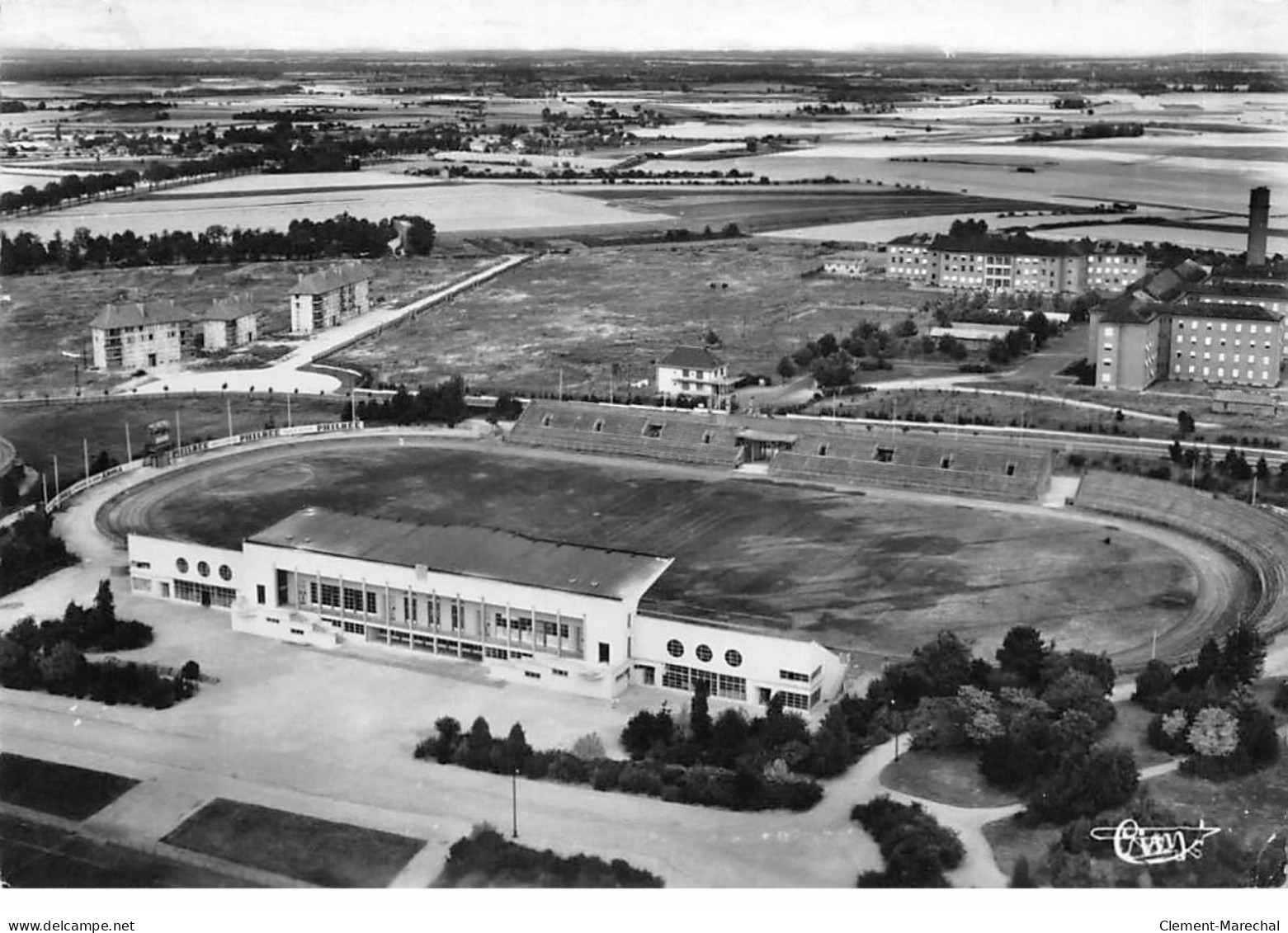 DIJON - Vue Aérienne - Le Parc Des Sports - Très Bon état - Dijon