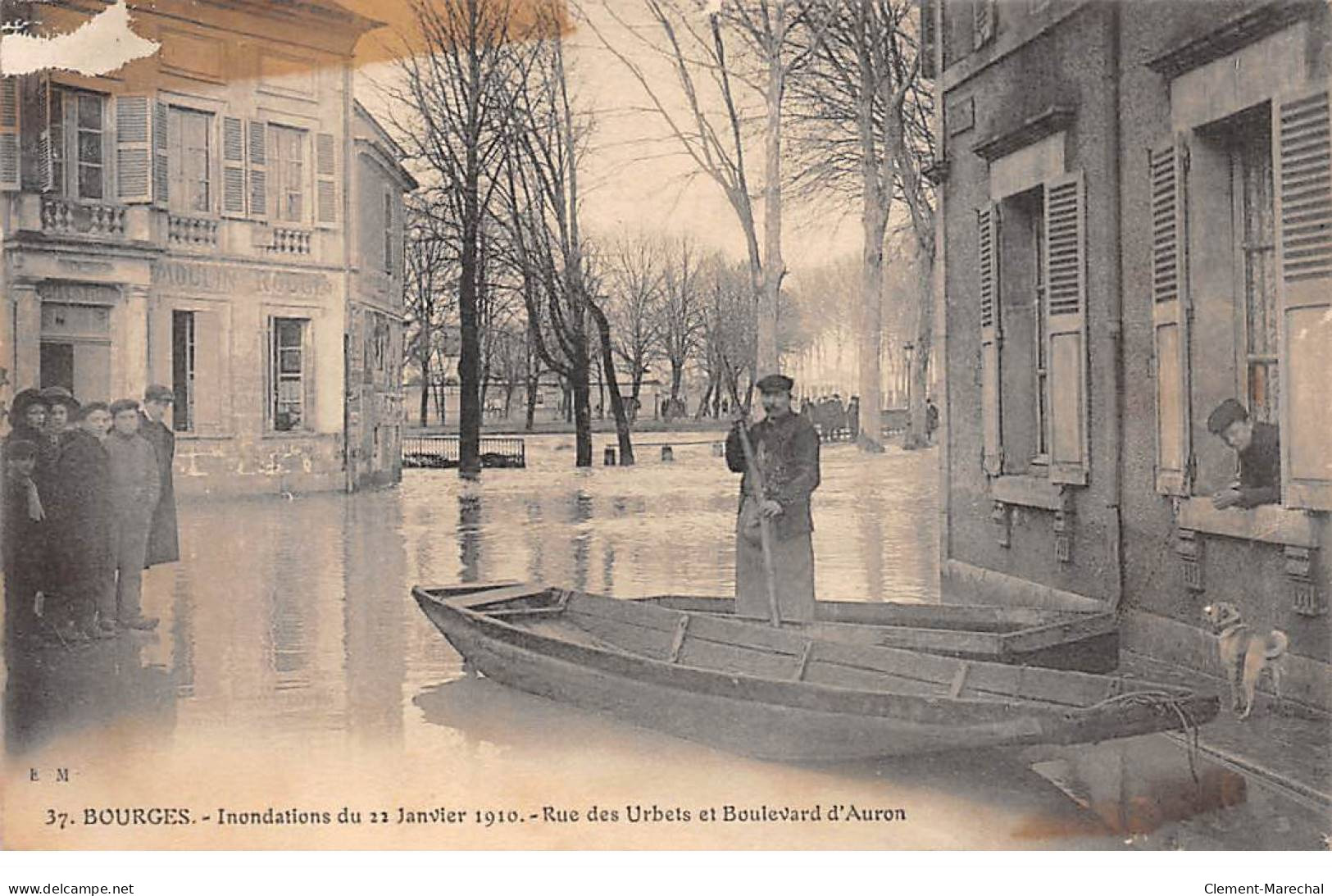 BOURGES - Inondations 1910 - Rue Des Urbets Et Boulevard D'Auron - état - Bourges