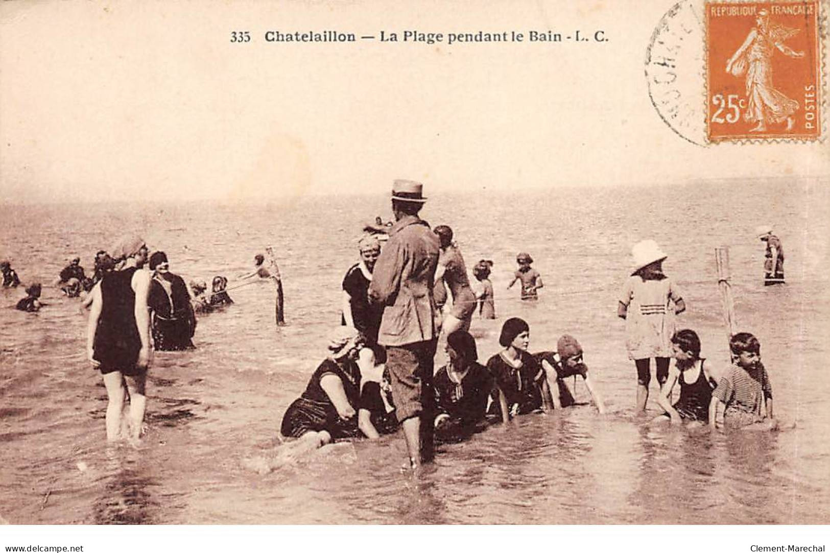 CHATELAILLON - La Plage Pendant Le Bain - Très Bon état - Châtelaillon-Plage