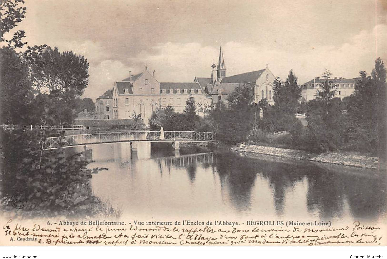 BEGROLLES - Abbaye De Bellefontaine - Vue Intérieure De L'Enclos De L'Abbaye - Très Bon état - Autres & Non Classés