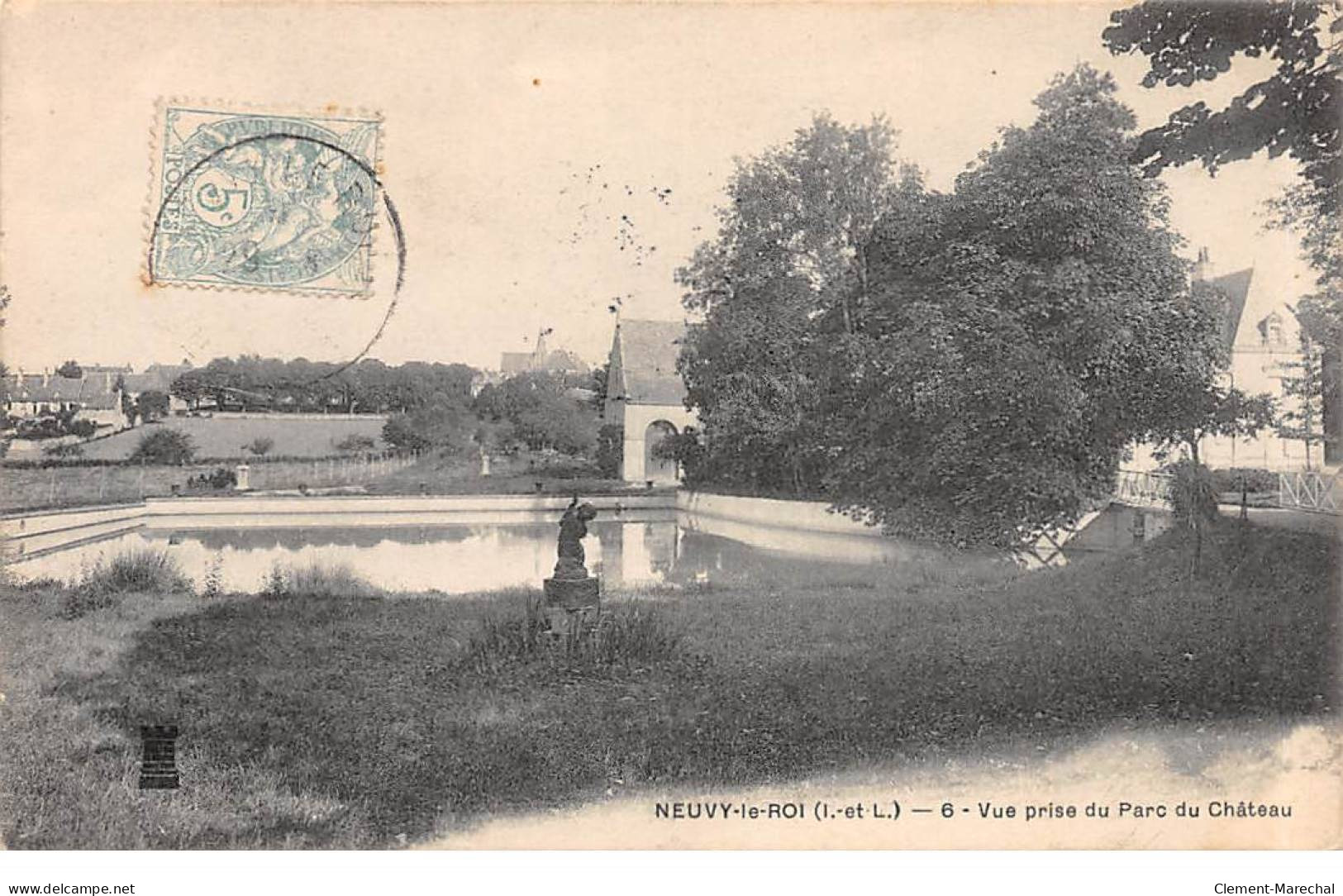 NEUVY LE ROI - Vue Prise Du Parc Du Château - Très Bon état - Neuvy-le-Roi