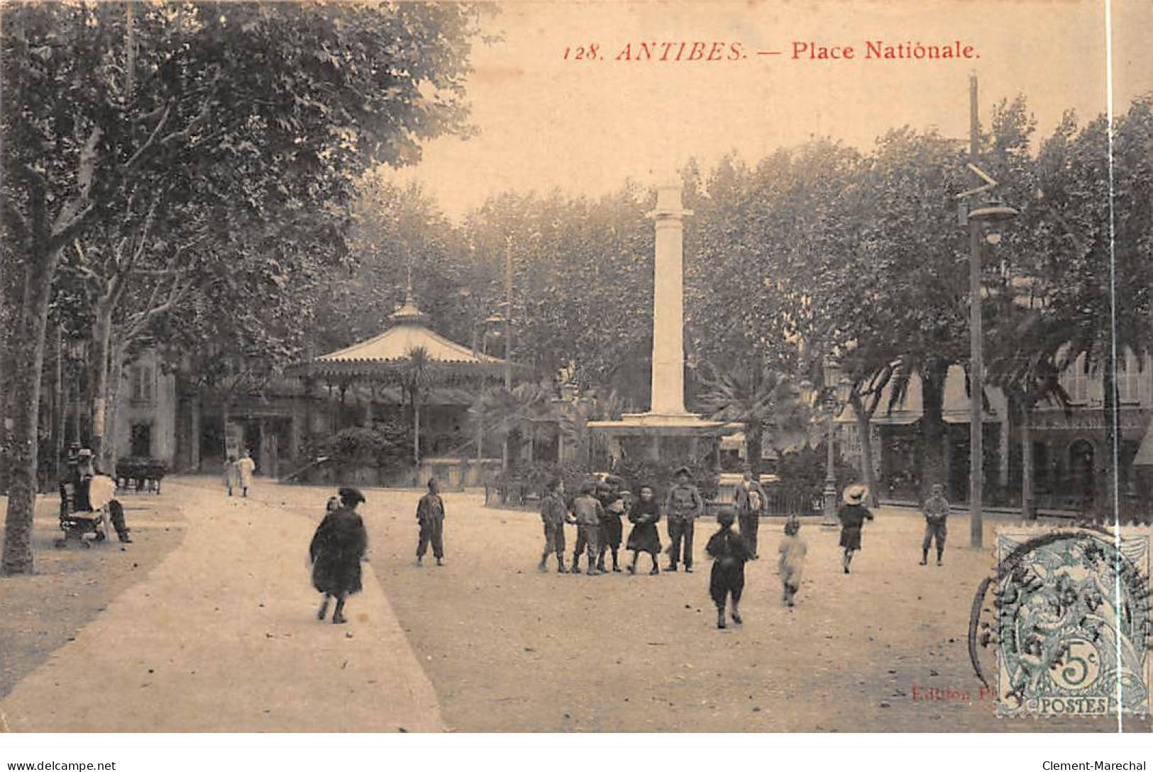 ANTIBES - Place Nationale - Très Bon état - Antibes