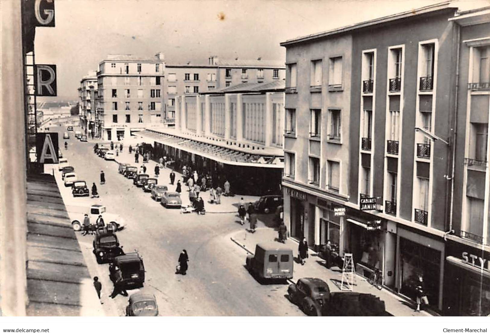 BREST - La Rue De Lyon Et Les Halles - Très Bon état - Brest