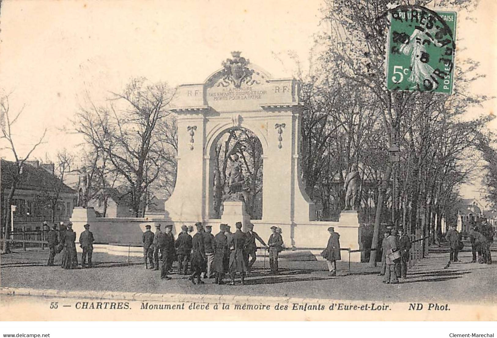 CHARTRES - Monument Aux Morts - Très Bon état - Chartres