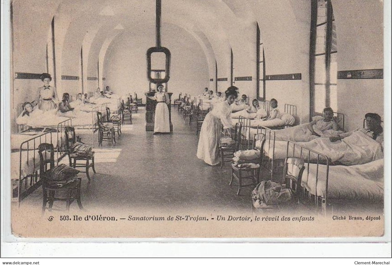 ÎLE D'OLERON : Sanatorium De St Trojan - Un Dortoir, Le Réveil Des Enfants - Très Bon état - Ile D'Oléron