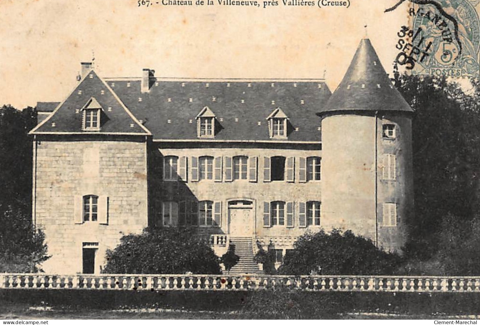 Pres VALLIERES : Chateau De La Villeneuve - Tres Bon Etat - Other & Unclassified