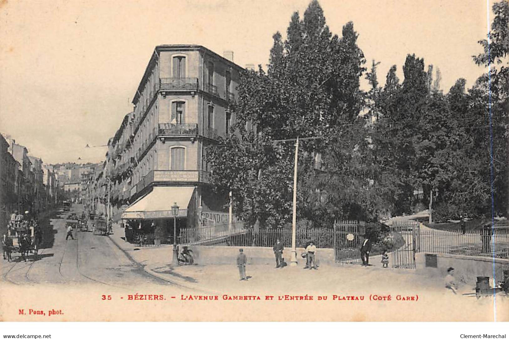 BEZIERS - L'Avenue Gambetta Et L'entrée Du Plateau - Très Bon état - Beziers