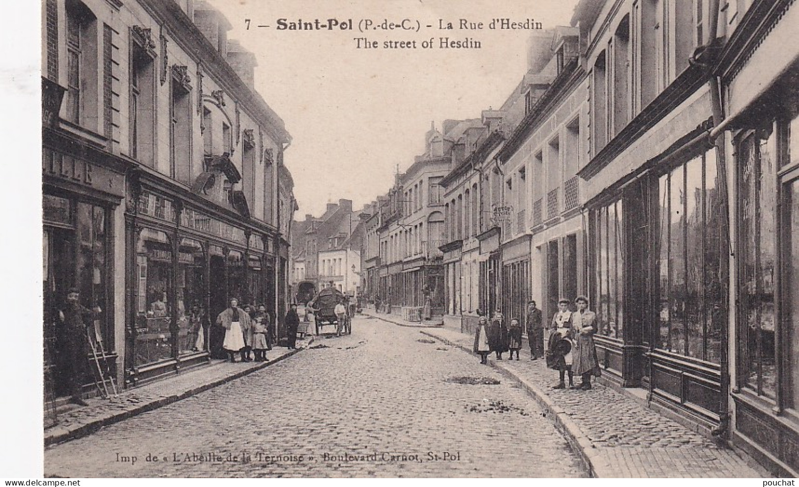 ZA Nw-(62) SAINT POL - LA RUE D'HESDIN - ANIMATION - COMMERCES - Saint Pol Sur Ternoise