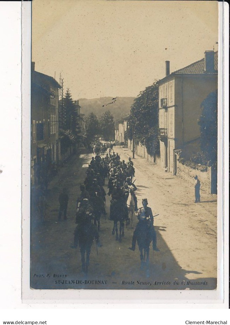 ST-JEAN-DE-BOURNAY : Route Neuve, Arrivée Du 1. Hussards - Très Bon état - Saint-Jean-de-Bournay