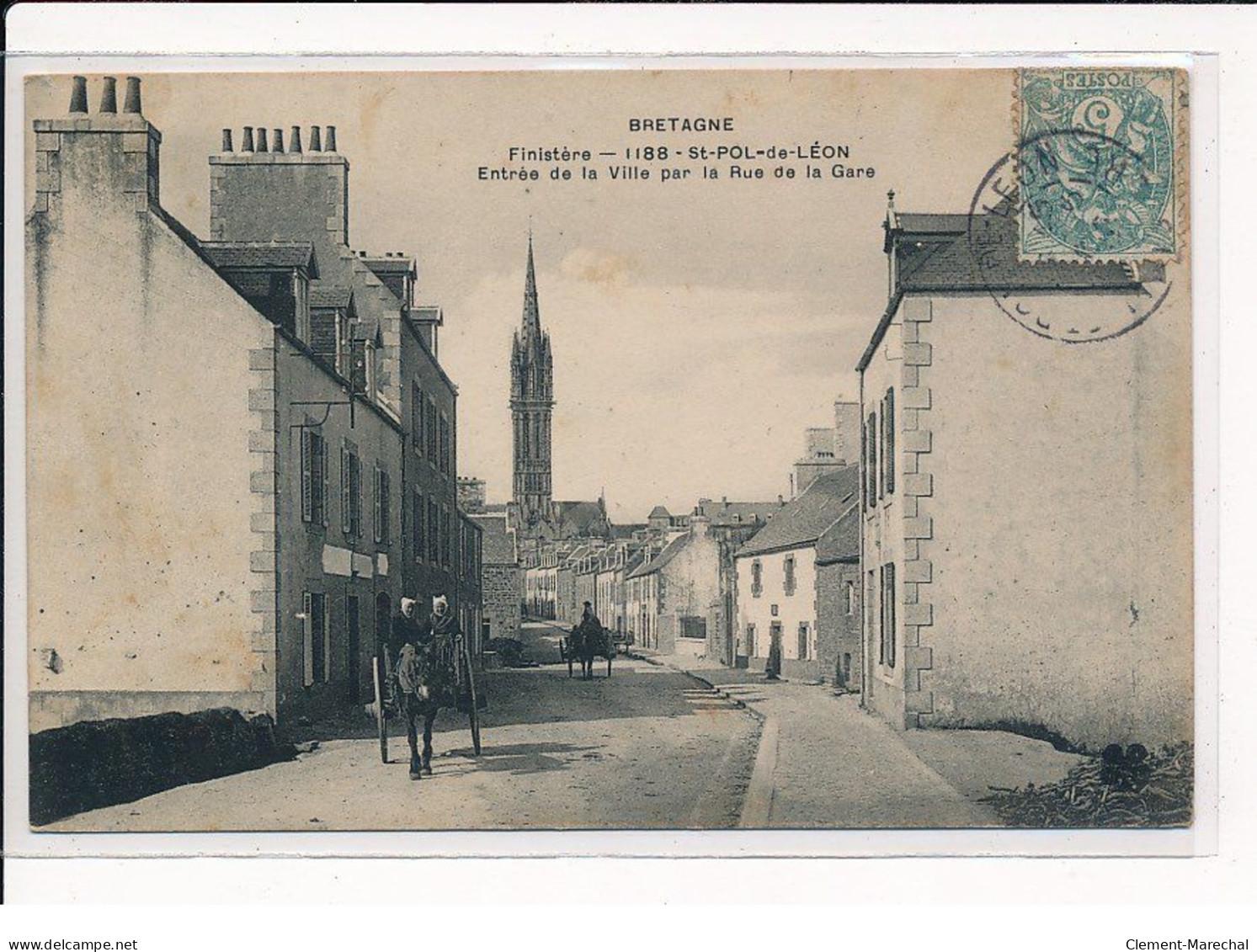 ST-POL-de-LEON : Entrée De La Ville Par La Rue De La Gare - Très Bon état - Saint-Pol-de-Léon