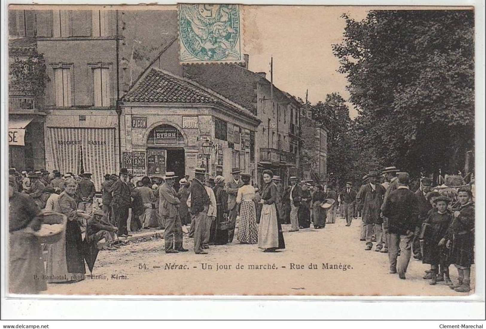 NERAC : Un Jour De Marché - Rue Du Manège - Très Bon état - Autres & Non Classés