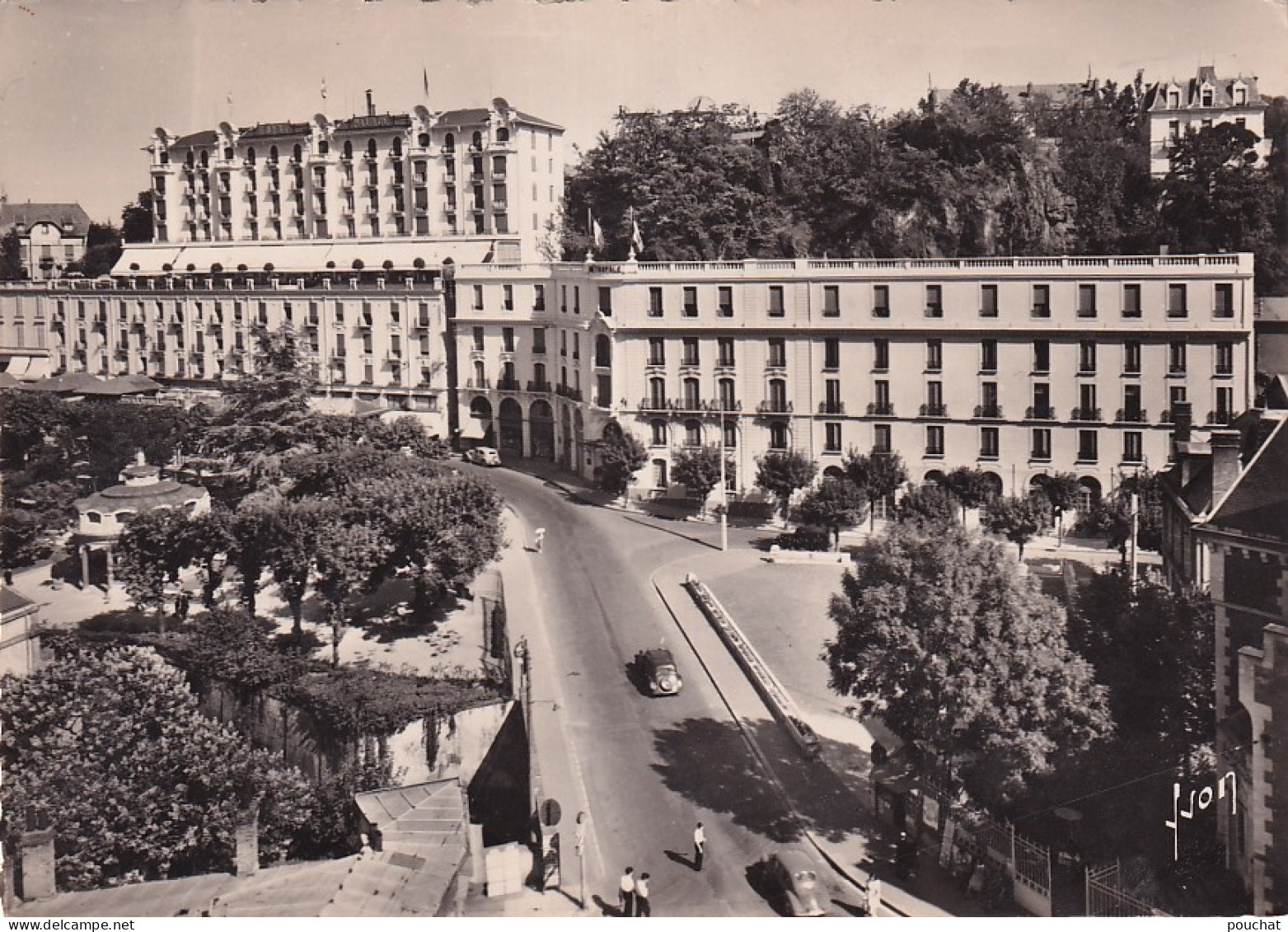 Z+ Nw-(63) ROYAT - LES GRANDS HOTELS - VUE GENERALE - Royat