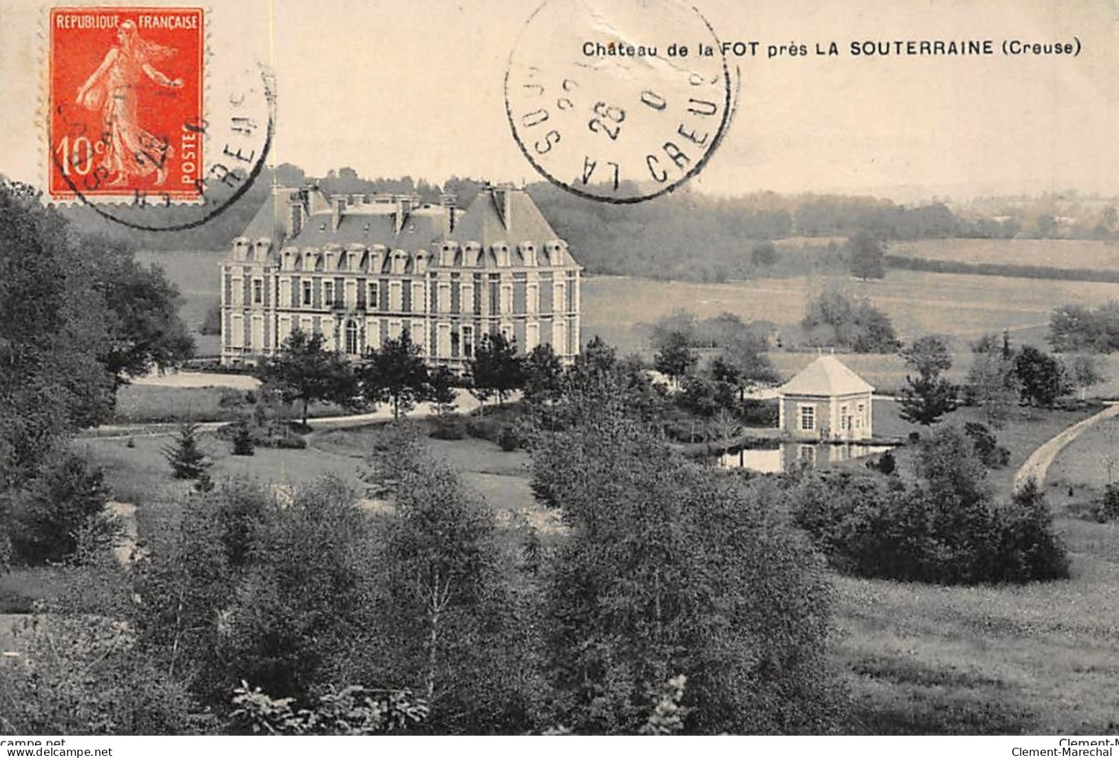 LA SOUTERRAINE : Chateau De La Fot - Tres Bon Etat - La Souterraine